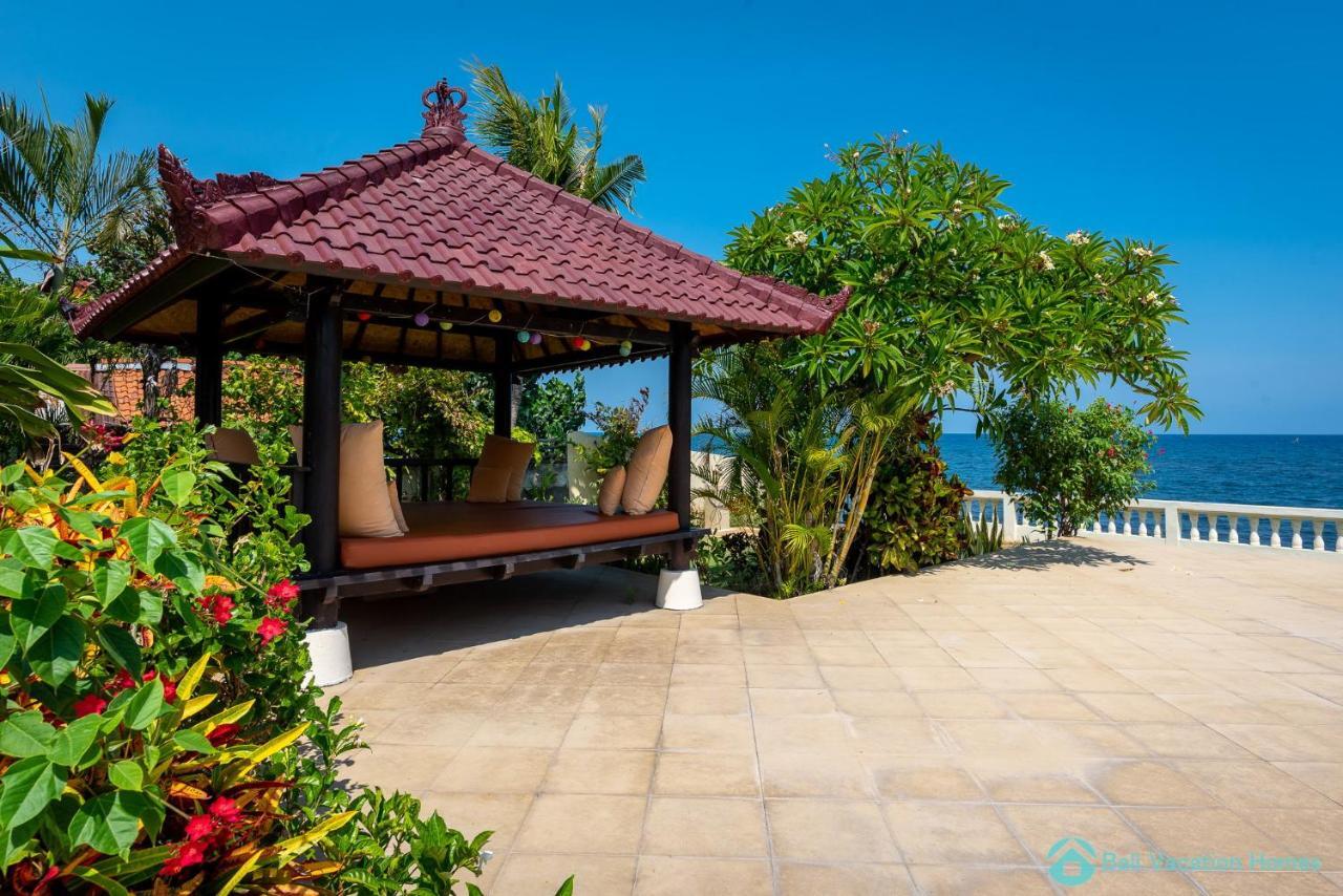 Villa Namaste - Beachfront At Lovina 10P, Pool, Bbq Banjar  Buitenkant foto