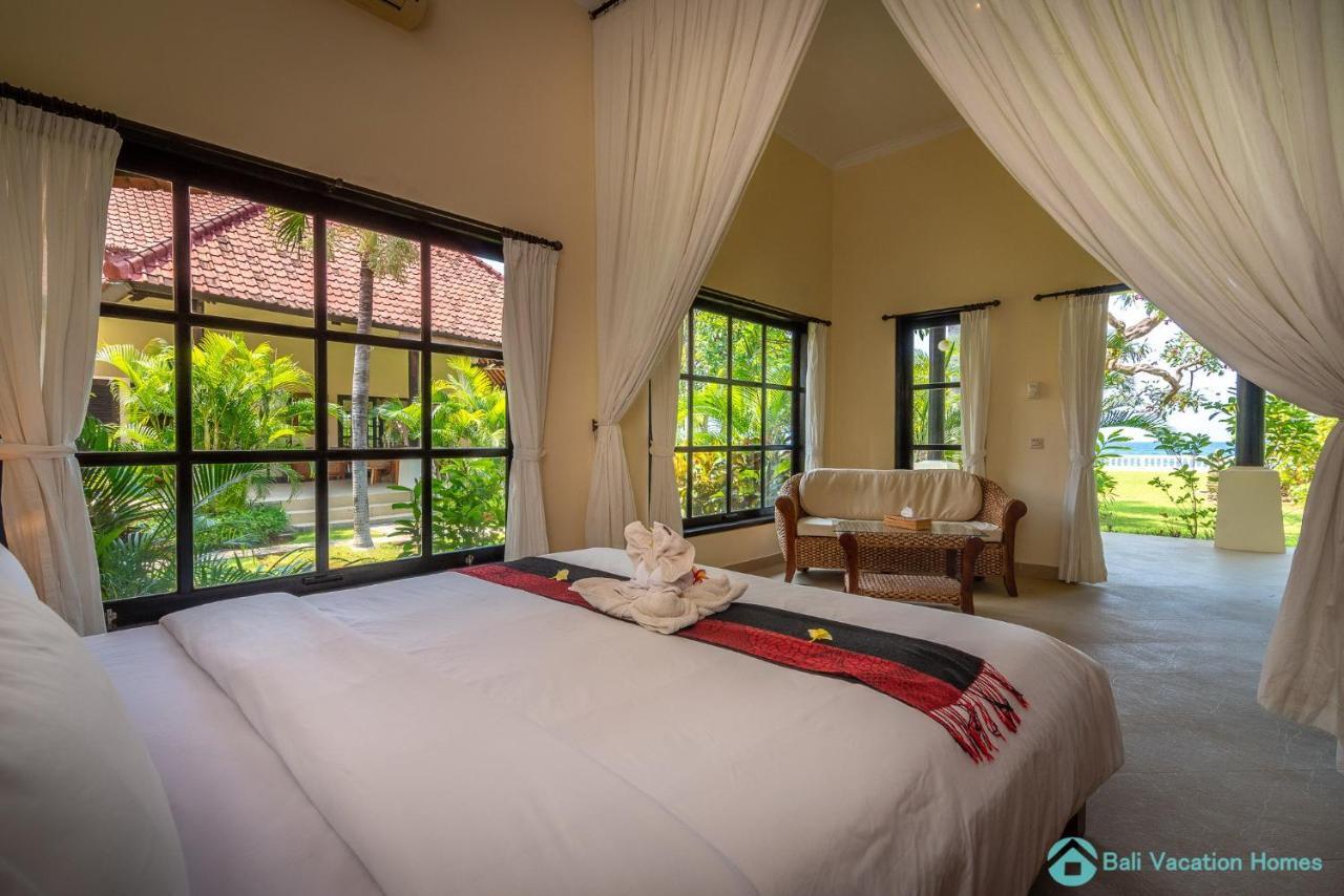 Villa Namaste - Beachfront At Lovina 10P, Pool, Bbq Banjar  Buitenkant foto