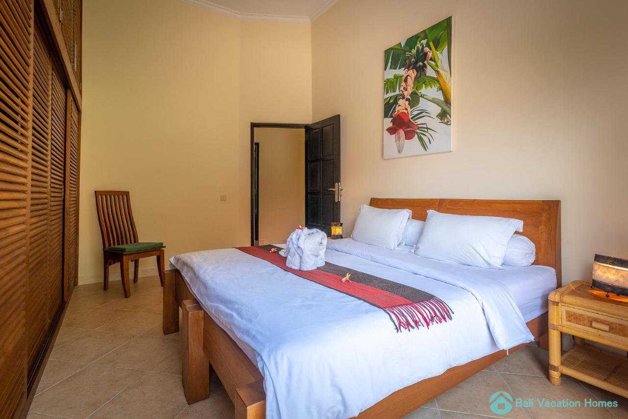 Villa Namaste - Beachfront At Lovina 10P, Pool, Bbq Banjar  Buitenkant foto