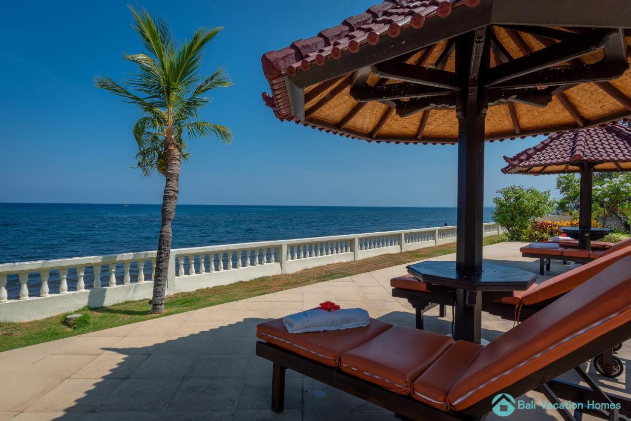 Villa Namaste - Beachfront At Lovina 10P, Pool, Bbq Banjar  Buitenkant foto