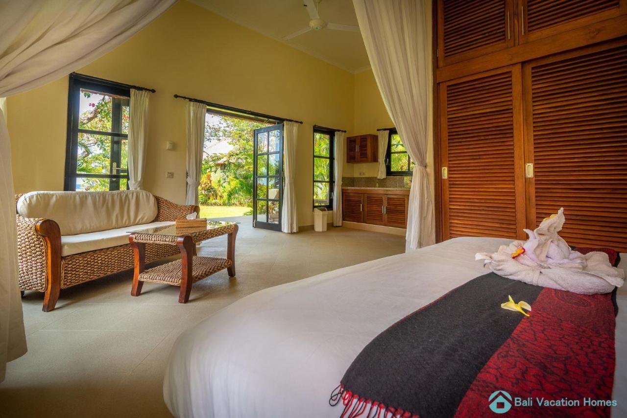 Villa Namaste - Beachfront At Lovina 10P, Pool, Bbq Banjar  Buitenkant foto