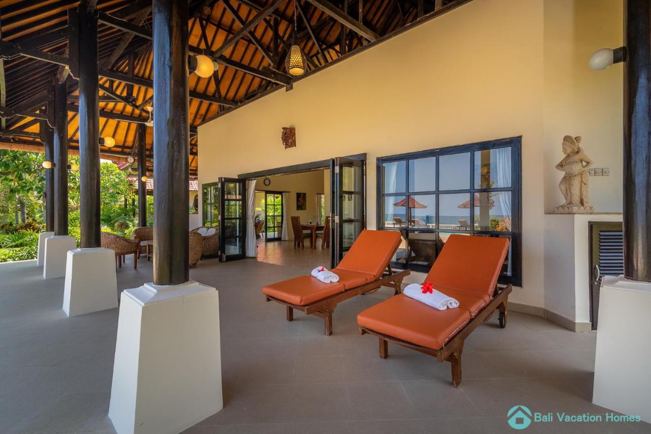 Villa Namaste - Beachfront At Lovina 10P, Pool, Bbq Banjar  Buitenkant foto